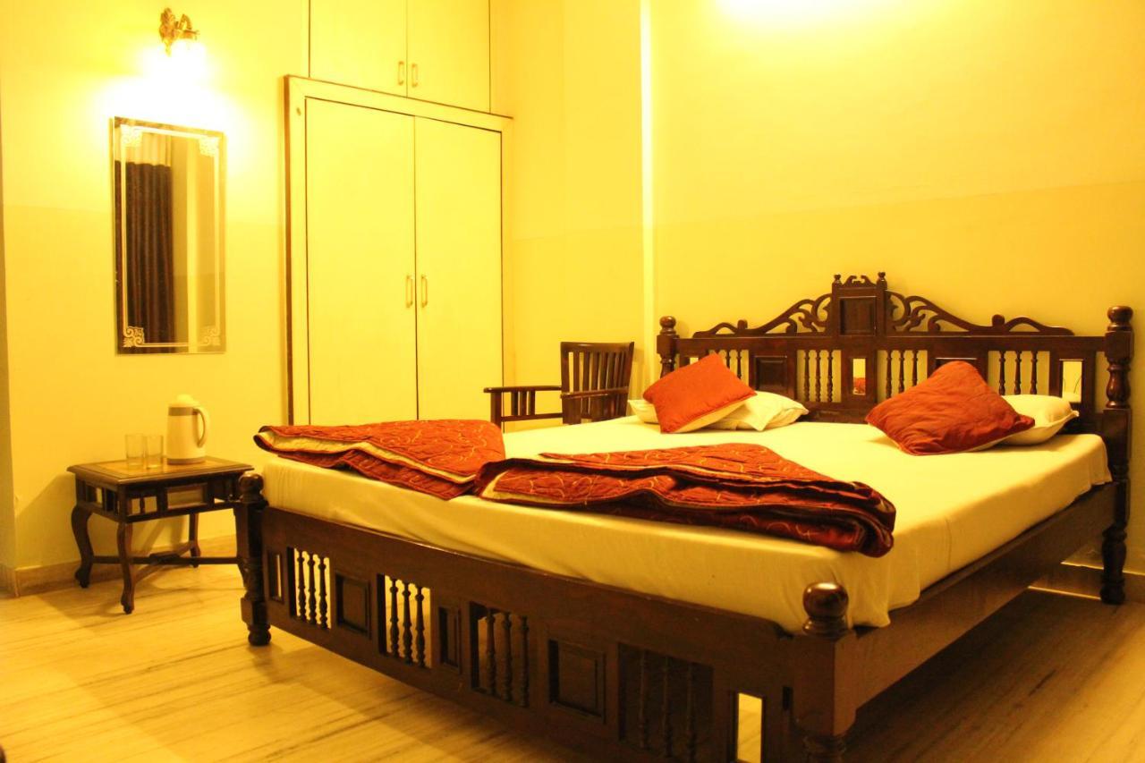 Hotel The Chit Chat Palace Jaipur Extérieur photo